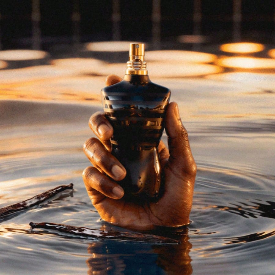 Jean Paul Gaultier Le Male Le  - Perfume Fragrance Jean Paul Gaultier Le Male recension och pris